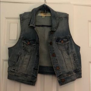 Jean vest